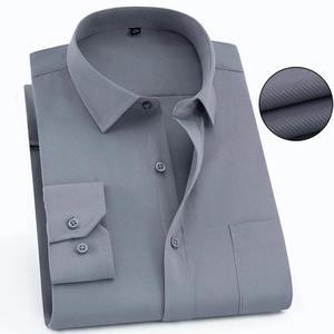 Personalizado 100% algodón hombres manga larga abotonado sólido Slim Fit Casual negocios Formal hombres Streetwear vestido camisa - Product Image 5