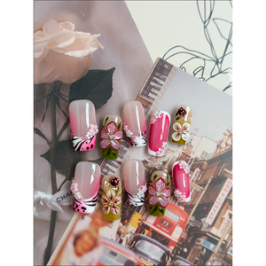 Garden Muse Press-On Nail : Design d'ongles élégant pour des jardins raffinés - Product Image 2