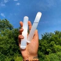 Varita de masaje de selenita vaginal de cristal Reiki de la mejor calidad al por mayor varita curativa pulida con piedras preciosas talladas Amor de hadas