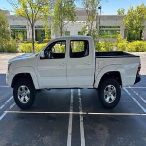 USADO 2015 YOO TAA TA COO MAA TRD SPORT DOBLE CABINA 4X4 VOLANTE A LA IZQUIERDA ASIENTOS DE CUERO - Product Image 2