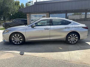 Lexus ES 250 2021 en Perfecto Estado - Product Image 3