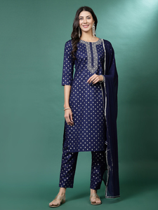 Kurtis de créateur exclusifs pour femmes, vêtements ethniques, tissu en coton pur, bleu marine, Kurti brodé droit, pantalon assorti, dupatta - Product Image 5