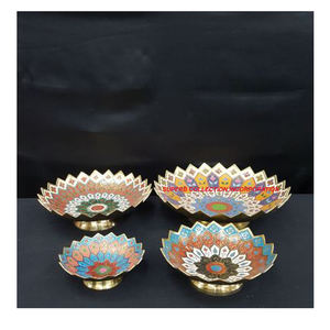 Lot de 3 bols à chocolat gravés en laiton peint à la main en émail moderne - Product Image 2