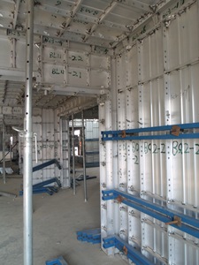 Coffrage en alliage d'aluminium à assemblage rapide, panneaux de coffrage en béton à installation facile pour une gestion de la construction à cycle rapide - Product Image 2