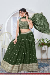 Alta demanda festiva Faux Georgette Lehenga Choli con piedra pesada y borlas de diseñador de proveedor indio - Product Image 2