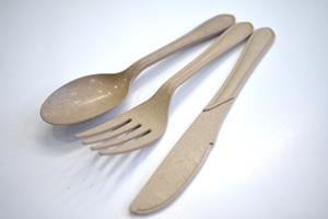 Chất lượng cao Thiết kế mới thân thiện với môi Trọng lượng nhẹ nhựa thiết lập dao kéo được thực hiện bởi sinh học dựa trên (trấu) xách tay dao muỗng nĩa - Product Image 2