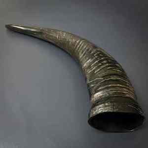 Golosinas para Perros de Cuerno de Búfalo de Forma Única Hechas a Mano TIMELESS CRAFT, Masticables Naturales y Alimento para Mascotas para Perros, Duraderas y Ecológicas - Product Image 2