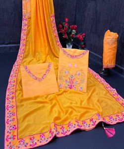 Sarees imprimés géométriques en gros: rehaussez votre garde-robe avec la fabrication en gros de sarees Surat - Product Image 5