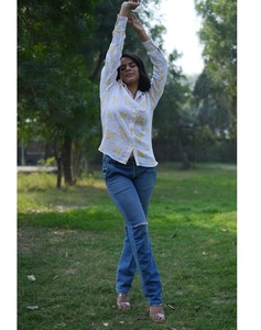 Modern Effortless 100% Cotton Eco-Friendly V-neck Shirt Tops Casual <b>Belt</b> Button Front Floral Natural Waistline Indian Supplier - Product Image 4