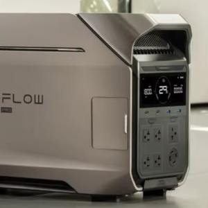 Central Eléctrica Portátil DELTA Pro 3 de 4000 Wh para Respaldo Doméstico con Batería LFP - Product Image 1