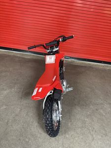 Precio al por mayor oferta nuevo 2026 Honda CRF110F Offroad Dirt Bike 110cc 4 tiempos arranque eléctrico Trail motocicleta OEM suministro - Product Image 4