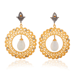 ต่างหูเพชรพลอยสีขาวเซอร์คอนทรงกลม ดีไซน์เก๋ ตัวเรือนเงินชุบทอง จากผู้ผลิตเครื่องประดับ - Product Image 3