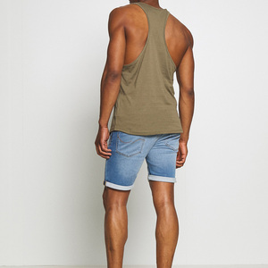 Débardeur et gilet sans manches pour homme en gros, coton et fibre de bambou, logo frontal, design vierge, séchage rapide et respirant - Product Image 5