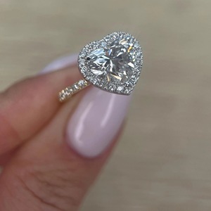 Bague de fiançailles en or blanc 18 carats à deux tons avec halo, taille cœur, 2,50 carats, couleur F, VVS2 VVS1, cultivée en laboratoire, certifiée IGI, bague de promesse - Product Image 3