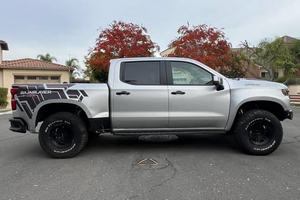 Chevrolet Silverado 1500 ZR2 4x4 d'occasion 2023 - Product Image 5