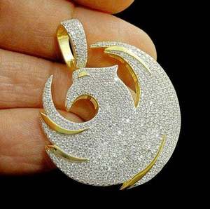 Pendentif Croix Plaqué Or Jaune 18K pour Homme avec 3 Moissanites Naturelles Taillées Style Hip-Hop – Idéal Mariages, Fêtes, Cadeau - Product Image 1