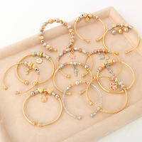 NYH Perle de cuivre minimaliste avec fleur de zircon rose Bracelet à breloques pour femme Bracelet de manchette réglable