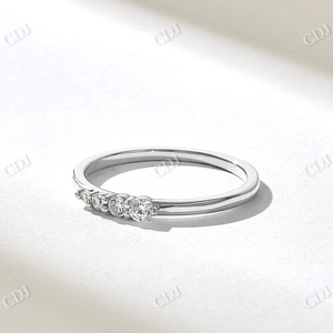 Anillo de compromiso de diamante natural de corte redondo único, personalizado de Estilo Vintage anillo de compromiso de diamante, banda de propuesta apilable delicada - Product Image 6