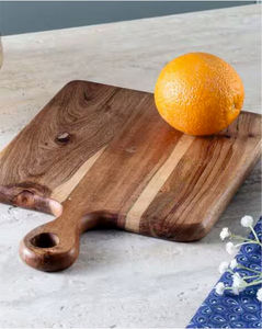 Tabla de Cortar Redonda de Madera de Diseño para Hoteles y Restaurantes - Única, Elegante, Apta para Lavavajillas, Grosor Personalizado - Product Image 4