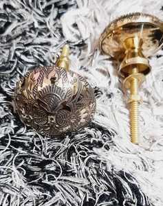 Bouton de porte en cuivre et laiton d'inspiration vintage Quincaillerie rustique solide pour portes principales armoires armoires et meubles - Product Image 2