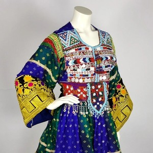 Vestido regional afgano de alta calidad para mujer Vestido Kuchi afgano bordado de manga larga de nuevo diseño en MOQ bajo - Product Image 4