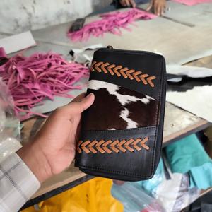 Bolso Tote de Cuero Vacuno Natural Unisex de Alta Calidad, Hecho a Mano, Estilo Bohemio con Cremallera, Decoraciones de Flores y Borlas Otoñales - Product Image 2