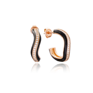 Boucles d'oreilles clous en argent sterling 925, design courbé, émail noir, pierre de zircon, fabrication artisanale turque, vente en gros - Product Image 1