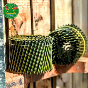 Clavos neumáticos de bobina de acero galvanizado para la fabricación de paletas Tipo de vástago liso con vástago de tornillo para uso en paletas Precio de fábrica - Product Image 5