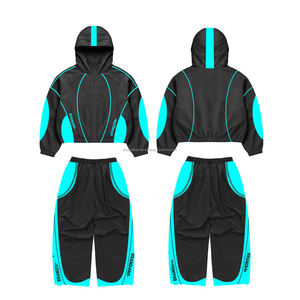 Ensemble survêtement coupe-vent à capuche de haute qualité, tissu polyester lisse 150 GSM, style à panneaux incurvés contrastés, impression de logo personnalisée - Product Image 2