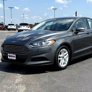 2016 Ford Fusion SE - Product Image 1
