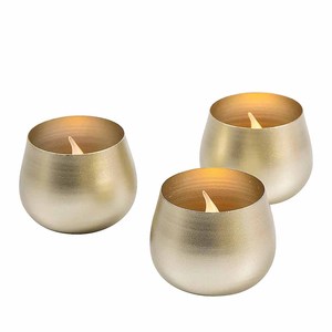 Soporte de vela de estilo único, Metal de aluminio, lo mejor para vajilla con acabado de color dorado para portavelas de interior y exterior - Product Image 1