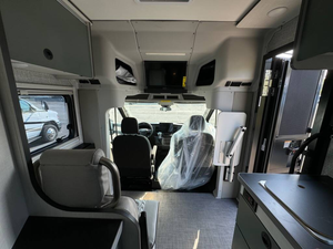 Camping-car familial de luxe Winnebago Ekko 22A 2025, remorque mobile pour 4 à 6 passagers, Euro 6, blanc, 3500 kg - Product Image 5