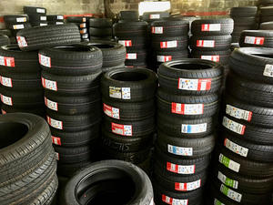 Neumáticos usados y nuevos de calidad, todos los tamaños para camiones - Product Image 4