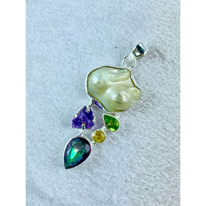 Colgante de Plata de Ley 925 con Múltiples Piedras Preciosas, Precio de Mayoreo de Diseñador, Joyería para Cada Ocasión - Product Image 1