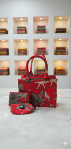 ชุดกระเป๋าโท้ทผ้าฝ้ายพรีเมียม ลายควิลท์ ทันสมัย ทนทาน กว้างขวาง เหมาะสำหรับฤดูร้อน  พร้อมลายปัก ซิป และสายโซ่ สำหรับใช้ในชีวิตประจำวัน - Product Image 3