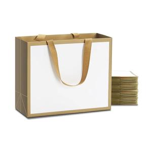 Sac cadeau en papier kraft avec logo personnalisé-Sacs à provisions recyclés pour la fête, les chaussures et la mode - Product Image 5