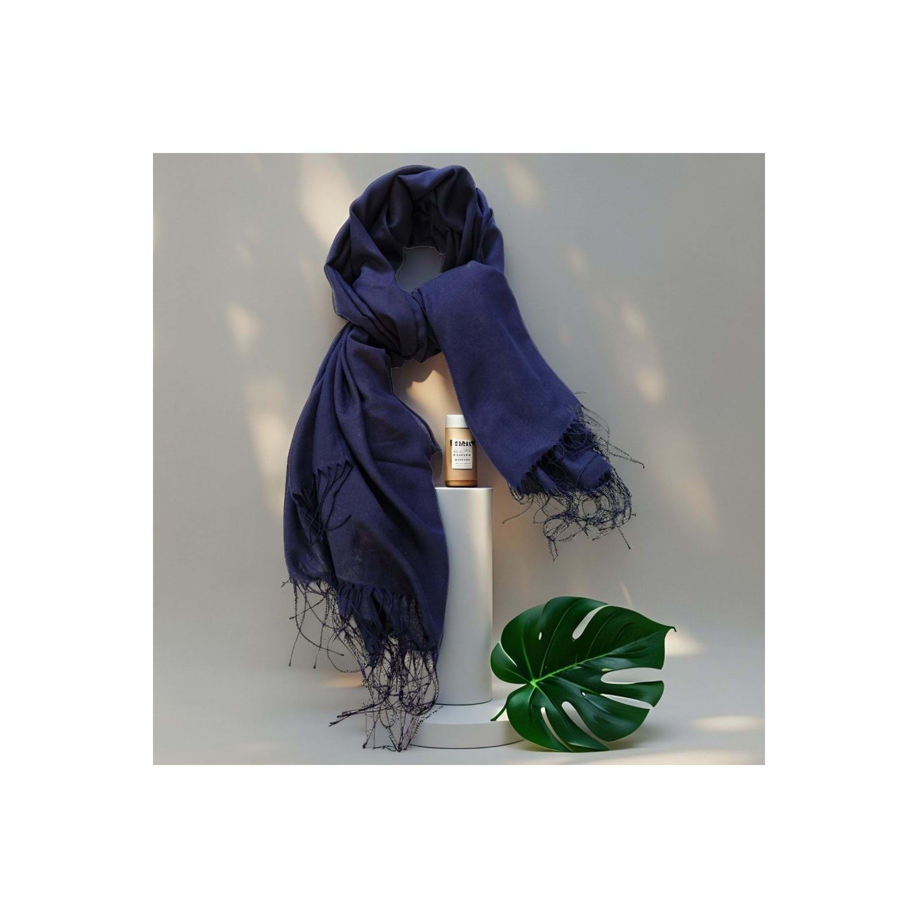 สีกรมท่า