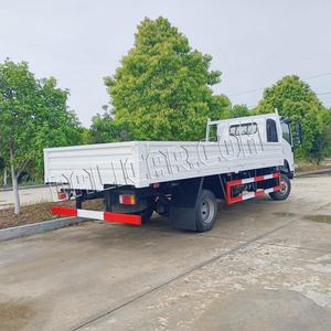 HOWO 3 톤 4*2 화물 평판 트럭 4m 경화물 트럭 4 톤 울타리 밴 트럭 판매 - Product Image 5