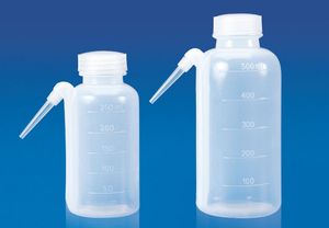 WASH <b>BOTTLES</b> (NEW TYPE) Top Quality 100ml 250ml <b>Plastic</b> <b>Squeeze</b> Water Wash <b>Bottle</b> Uses in Laboratory - Product Image 3