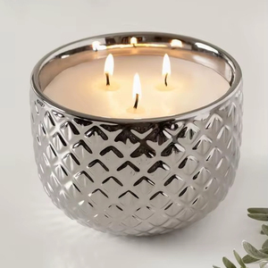 Pot de bougie de cire en métal de luxe conçu pour le décor de festival de pièce maîtresse de table de mariage affichage de lumière de soirée romantique - Product Image 1