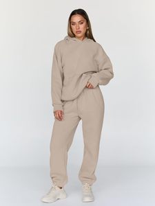 Conjunto de chándal de entrenamiento y jogging de dos piezas informal de algodón 100% liso con capucha para mujer con logotipo impreso para la temporada de otoño e invierno - Product Image 4