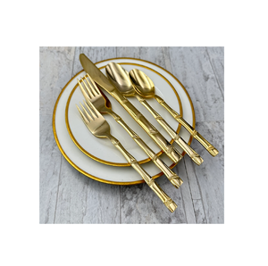 Cuillère en laiton élégante poignée en bambou couverts pour la décoration cuisine à la maison avec une excellente cuillère à dîner au design unique - Product Image 1