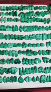 AAA + เกรด Malachite คู่ cabochon. อัญมณีหลวมผสมรูปร่างและขนาดต่างหูคู่มรกตอัญมณี - Product Image 4