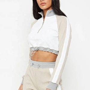 Femmes de haute qualité nouvelle mode haut court sweats à capuche Logo personnalisé longues Options de longueur courte pour le printemps prix de gros Style de rue - Product Image 5