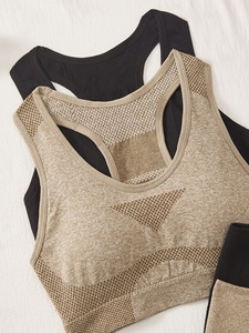 Conjunto Deportivo de Yoga para Mujer, Talla Grande, Sin Costuras, Sujetador Deportivo Halter, Color Sólido, Alta Sujeción, Cintura Alta - Product Image 4