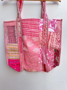 Bolso Tote de Hombro Bonito, Hecho a Mano, Acolchado con Patchwork, de Algodón Puro, Estilo Bohemio, para Mujer, con Cierre de Cremallera y Bolsillo Interior - Product Image 3