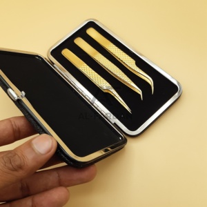 Pinzas Profesionales para Pestañas, Chapadas en Oro de 24k, con Agarre de Diamante de Color, Curvas y Rectas, para Extensión de Pestañas, con Estuche Magnético - Product Image 6
