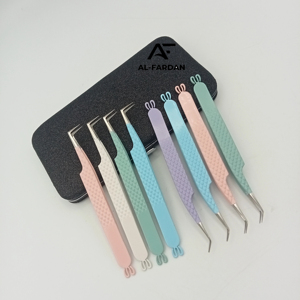 Nuevas pinzas de extensión de pestañas Kitty Icon, colores claros personalizados, bota delgada de 90 grados, diseño CNC, pinzas de volumen de pestañas - Product Image 1