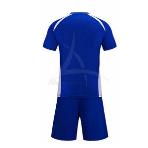 Conjuntos de estilo de uniforme de fútbol de color personalizado de alta calidad 100% poliéster ligero transpirable para la venta en línea - Product Image 3
