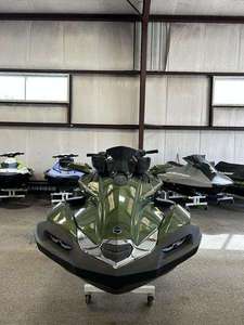 2025 B R P Premium a S e a D o s R X P -X 325 Tech I B R 2 Stroke J e t S k i B OAT Metallic Tan/Lava Red - Product Image 3